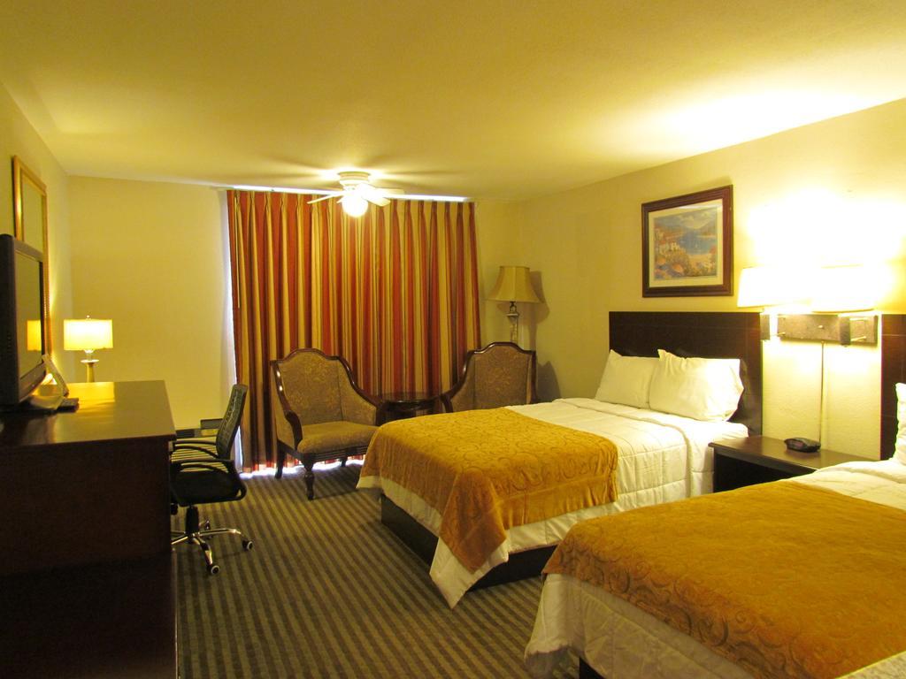 Romana Hotel - Houston Southwest Экстерьер фото